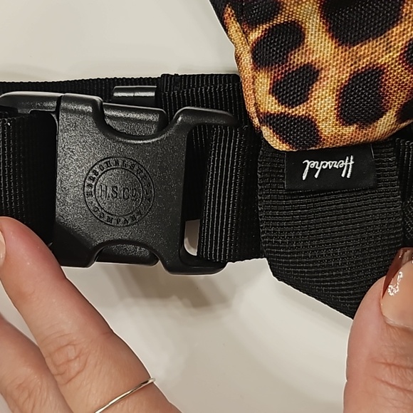 Herschel fanny pack - Picture 5 of 6